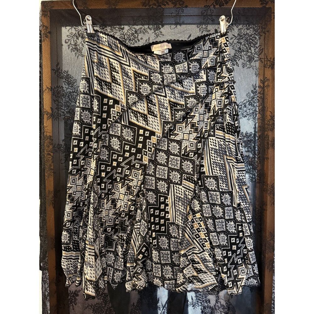 Emotions Black & White Geometric Print Skirt Size Medium